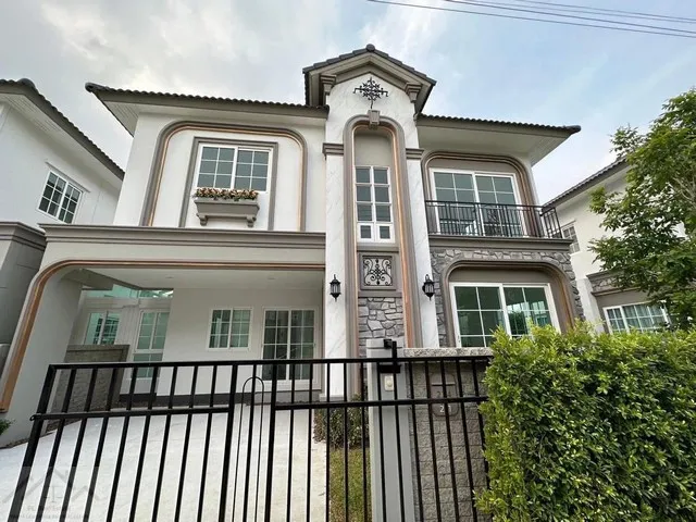 ให้เช่าบ้านเดี่ยว 2 ชั้น 37 ตรว. 4 ห้องนอน หมู่บ้านแกรนดิโอ บางนา กม 5 ใกล้เมกะบางนา