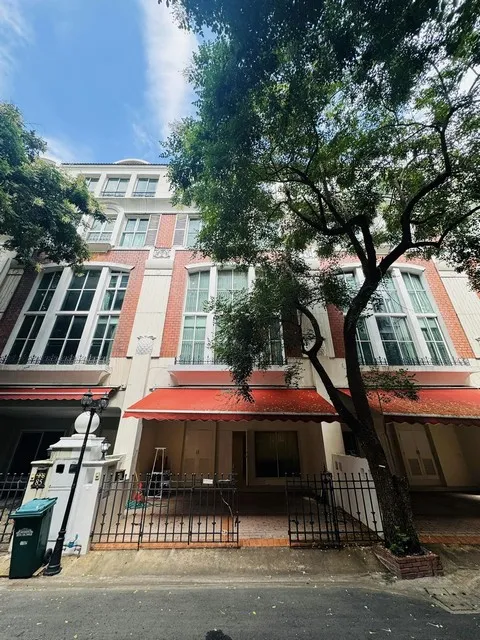T26-361 ให้เช่า ทาวน์เฮ้าส์ - ใกล้กับ ใกล้ BTS ทองหล่อ ตรงข้าม J-Avenue 26 ตร.วา