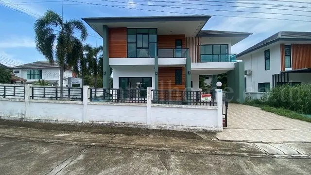 บ้านเดี่ยว นาราวิลล่า บ้านฉาง  ถูกสุดและใหญ่สุดในโครงการ