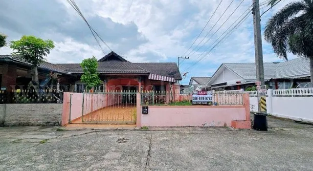 บ้านแฝด (เนื้อที่บ้านเดี่ยว) รวิพร เพลส หลังริม เนินพลับหวาน ทำเลดี สำหรับอยู่อาศัย หรือซื้อลงทุนรีโนเวต ราคาถูกมาก