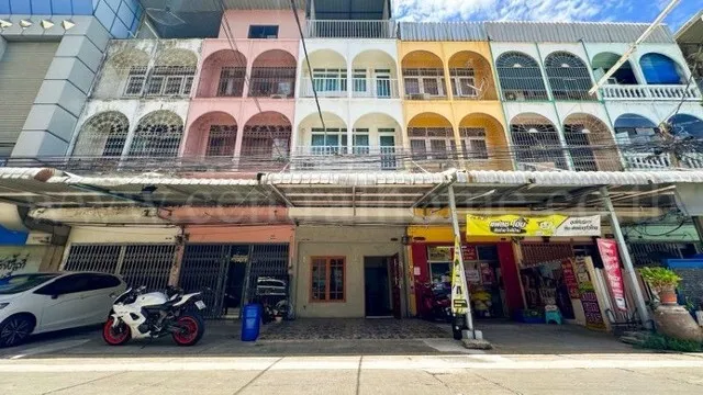 ลดราคา อาคารพาณิชย์ 4 ชั้น รีโนเวทสวยพร้อมอยู่ แยกลำสาลี รามคำแหง 58 - บางกะปิ ราคาดีมาก