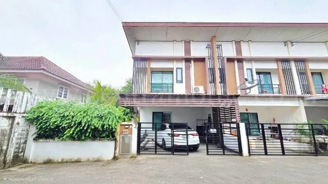 ทาวน์โฮม บ้านฟ้าปิยรมย์ นีวา เฟส 14 หลังริม พร้อมอยู่ถูกสุดในโครงการ