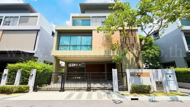 ลดด่วน บ้านเดี่ยว 3 ชั้น หลังกลาง หน้าบ้านไม่ชนใคร Grand Bangkok Boulevard ราชพฤกษ์-พระราม 5