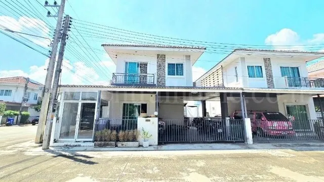 บ้านแฝด เดอะ ไนน์ รังสิต-คลอง 9  ใกล้ถนนวงแหวนรอบนอก หลังมุม ใกล้ BTS คูคต