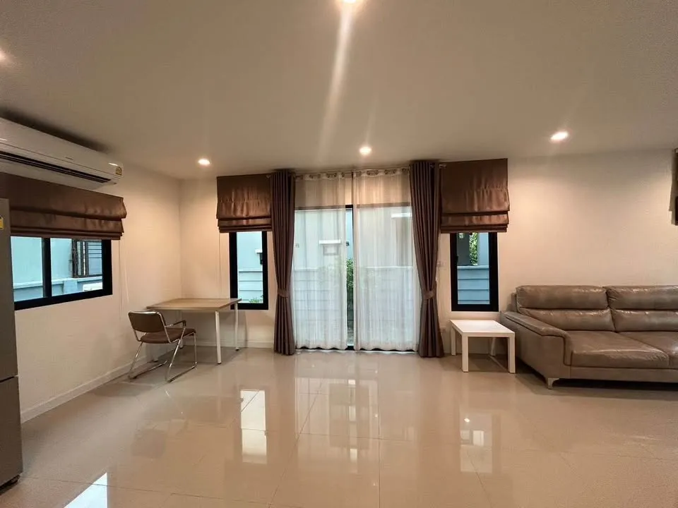 ให้เช่าบ้านเดี่ยว  หมู่บ้าน ดีไลท์ ดอนเมือง-รังสิต ใกล้รถไฟฟ้าสายสีแดงจดทะเบียนบริษัทได้ เลี้ยงสัตว์ได้