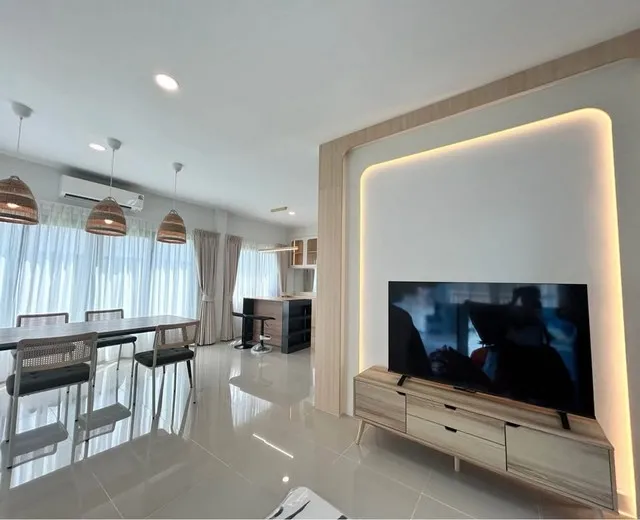 svs380 ให้เช่า บ้านเดี่ยว 2ชั้น  แกรนด์ พลีโน่ สุขุมวิท-บางนา Grande Pleno Sukhumvit-Bangna  ใกล้ Mega บางนาเพียง 800 เมตร