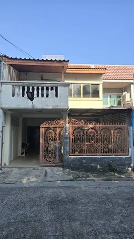 157/3/2 ขาย ทาวน์เฮ้าส์ - 4500000 บาท 27 ตร.วา