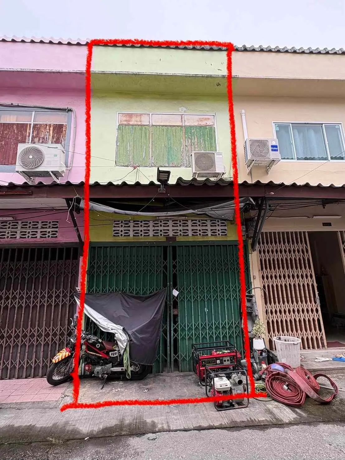 ขายบ้านพร้อมที่ดิน ตึกแถว 2 ชั้น ทำเลดี ซ.เพชรเกษม 3 ใกล้ MRT ท่าพระ
