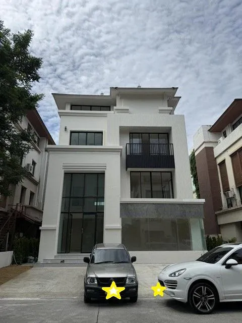 ขาย ให้เช่า โฮมออฟฟิศ 4 ชั้นรีโนเวทใหม่ หมู่บ้านรีเจ้นท์ รัชดา ซอยสหการประมูล ถนนประชาอุทิศ ย่านเหม่งจ๋าย รัชดา เลียบด่วน