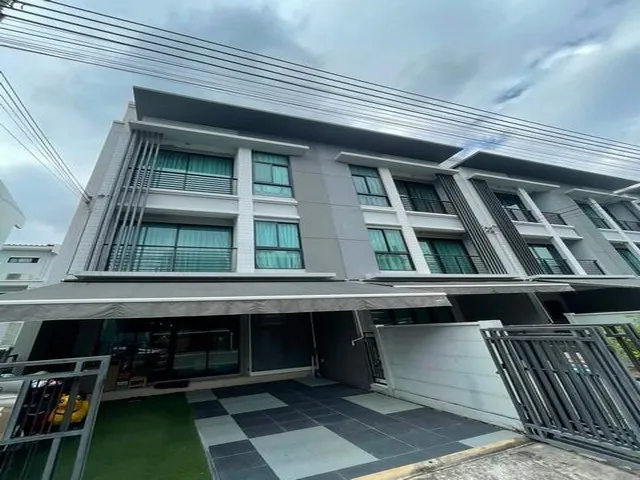 ให้เช่า ทาวน์โฮม 3 ชั้น หลังมุม โครงการ บ้านกลางเมือง งามวงศ์วาน ซอยงามวงศ์วาน47