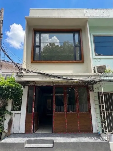 ให้เช่าทาวน์โฮม 2 ชั้น ดีไซน์ Boutique Mid-Century อินทามระ 3 รีโนเวทใหม่ทั้งหลัง ใกล้ BTS สะพานควาย แต่งครบพร้อมใช้งาน