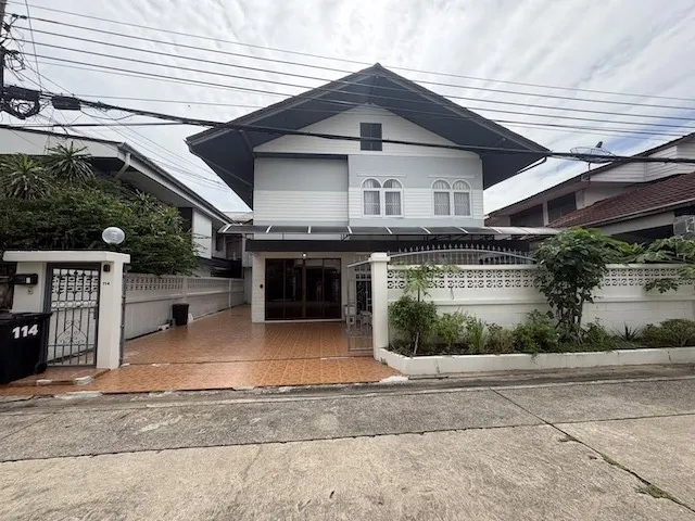 BH4438 ให้เช่าบ้านเดี่ยว 2 ชั้น ห้วยขวาง รัชดา บ้านใหญ่ 6 ห้องนอน รับต่างชาติและสัตว์เลี้ยง บ้านเดี่ยวให้เช่าใจกลางห้วยขวาง รัชดา