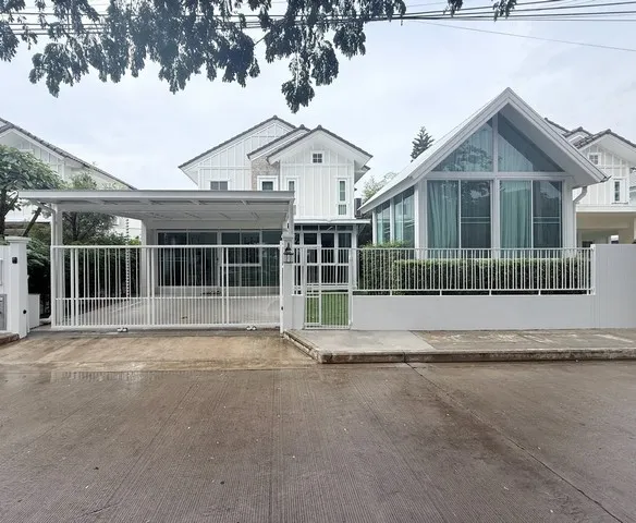 P817 ให้เช่าบ้านเดียว 2 ชั้น โครงการ วิลลาจจิโอ 2 ศรีนครินทร์ บางนา  Villaggio 2 Srinakarin Bangna ใกล้เมกาบางนา ตกแต่งสวย พร้อมอยู่อาศัย
