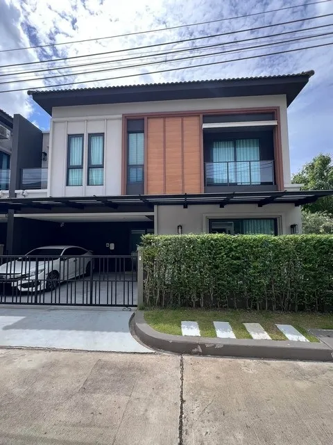 P827 ให้เช่าบ้านแฝดใหม่ GRANDE PLENO แกรนด์ พลีโน่ กรุงเทพกรีฑา ราษฎร์พัฒนา ซอยราษฎร์พัฒนา 15 ตกแต่งสวยพร้อมเข้าอยู่