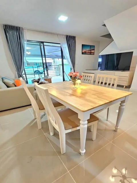 ให้เช่า Townhome 2 ชั้น 3 ห้องนอน พลีโน่ สุขุมวิท-บางนา 2 Pleno Sukhumvit-Bangna 2 ใกล้ Mega บางนา โซนหน้าสวน ใกล้คลับเฮ้าส์ และสระว่ายน้ำ