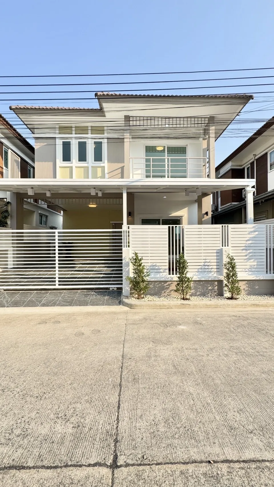 ขายด่วน! บ้านแฝดไซส์ใหญ่ สไตล์บ้านเดี่ยว #หมู่บ้านเติมรัก5