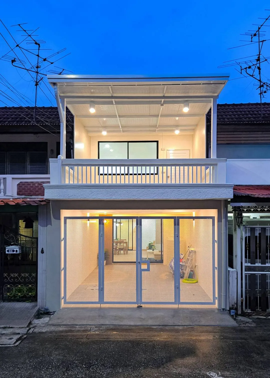 [ทำเลเมืองนนท์ เข้าออกได้ 3 ทาง] ทาวน์เฮาส์ 2 ชั้น ซอยเรวดี 57