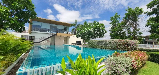 โซนสันกำแพง ราคาพิเศษเพียง 4.8 ล้าน #บ้านมุมสวย  | บ้านในโครงการ | เป็นส่วนตัว หลังบ้านไม่ติดใคร #วิวสวนส่วนกลาง