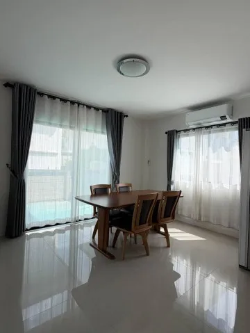 ให้เช่า 27,000 บาท บ้านเดี่ยว #วรารมย์พรีเมี่ยม แก้วนวรัฐ – ท่ารั้ว บ้านพร้อมเฟอร์นิเจอร์และเครื่องใช้ไฟฟ้า พร้อมเข้าอยู่ #ไม่รับสัตว์เลี้ยง