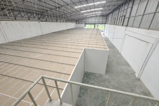คลองหลวง อบต.คลองสี่ 1 กม. 800 ตร.ม.  การไฟฟ้าส่วนภูมิภาค โกดัง Food Grade เทอีพ๊อกซี่ให้ คลองสี่ตะวันออก