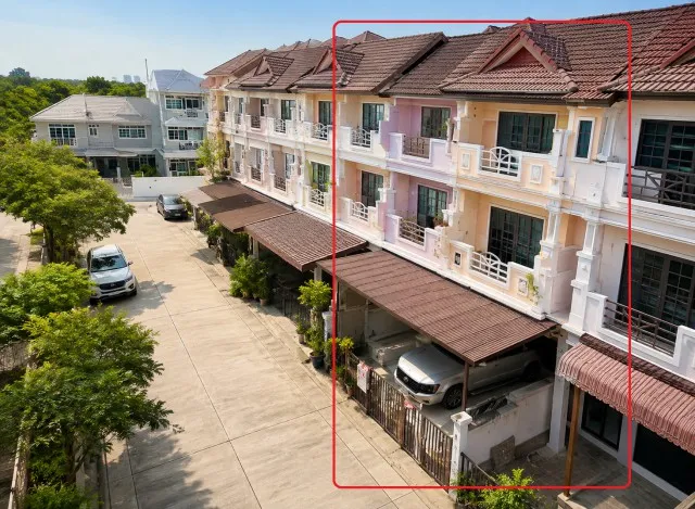 5นอน รถไฟฟ้า MRTสายสีส้ม ราษฎร์พัฒนา 1.2กม. มิสทีน รร.เตรียมอุดมศึกษาน้อมเกล้า ลด60% ทาวน์โฮม 3 ชั้น  สนามบินสุวรรณภูมิ 23 ตร.ว. 253 ตร.ม.