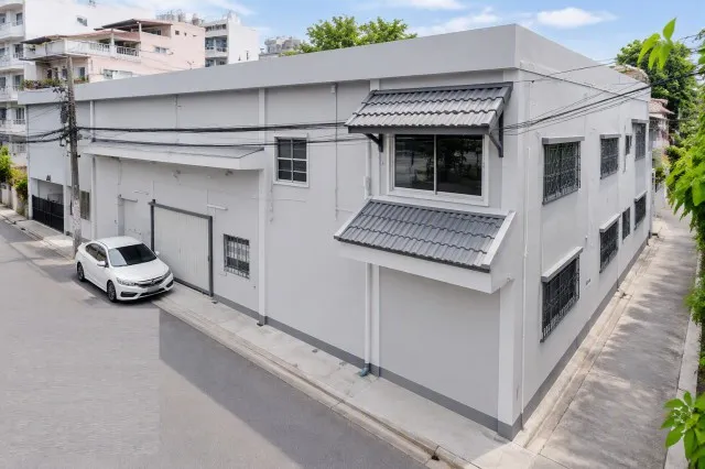 พหลโยธิน50-54 สายไหม BTSสะพานใหม่ 898ม.  North Bangkok University  จอดรถ 6คันบ้านเดี่ยว 2 ชั้นให้เช่า 4นอน  264 ตร.ม.69 ตร.ว. 2 น้ำ