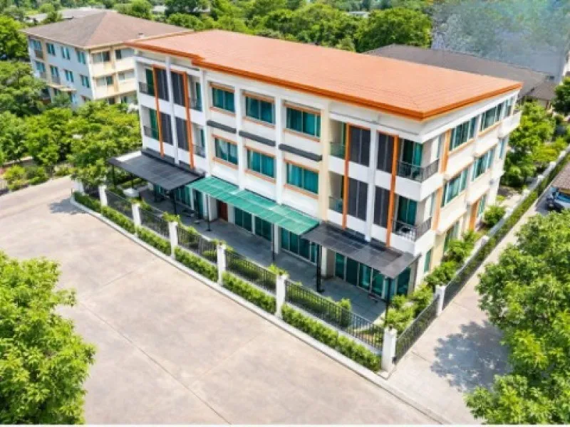 ลาดกระบัง เช่าทาวน์โฮม 3 ชั้นให้เช่า 3 นอน Lotusลาดกระบัง 840ม. แยกประชาพัฒนา 700ม. 3 น้ำ สนามบินสุวรรณภูมิ