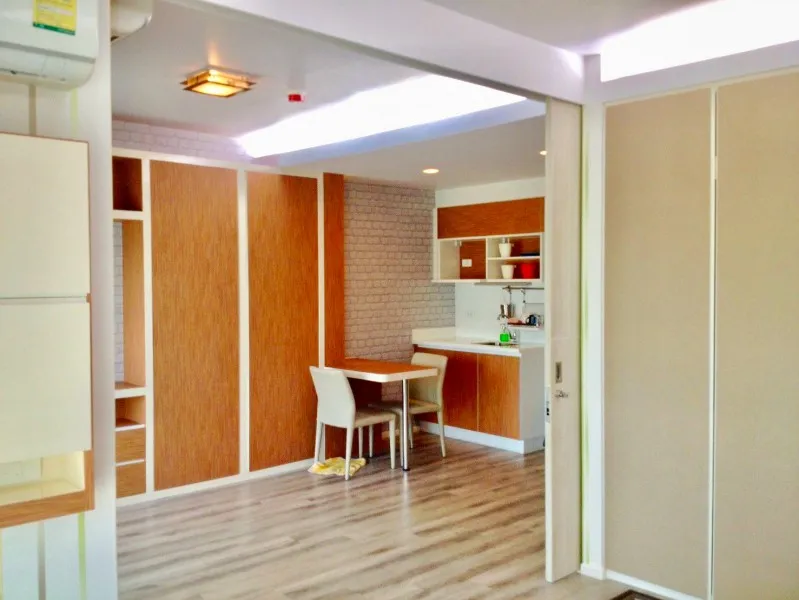 Double Lake Condo เมืองทองธานี 1 นอน 1 น้ำ ชั้น7 ฝั่งทิศเหนือ ใกล้ตลาดบุญเจริญ เมืองทองธานี 900ม. 34.27ตร.ม.พร้อมเฟอร์ฯ