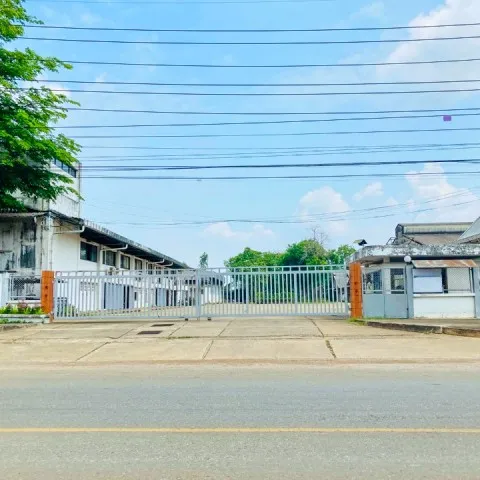 โกดังให้เช่า ศรีมหาโพธิ ปราจีนบุรี ที่ดิน 200 ตร.ว.พื้นที่ใช้สอยรวม1,726 ตร.ม.มีรถโฟล์คลิฟท์ รปภ.ดูแลตลอด 24 ชม.ใกล้แยกวัดหนองระเนตร 190 ม.