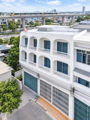 260920sporntaw ให้เช่า อาคารพาณิชย์ MRTบางกะปิ 599ม.  ลาดพร้าว 103-113 ให้เเช่าออฟฟิศและตึกแถว 4 ชั้น รพ.เวชธานี  3-4นอน 3น้ำ18 ตร.ว. 280