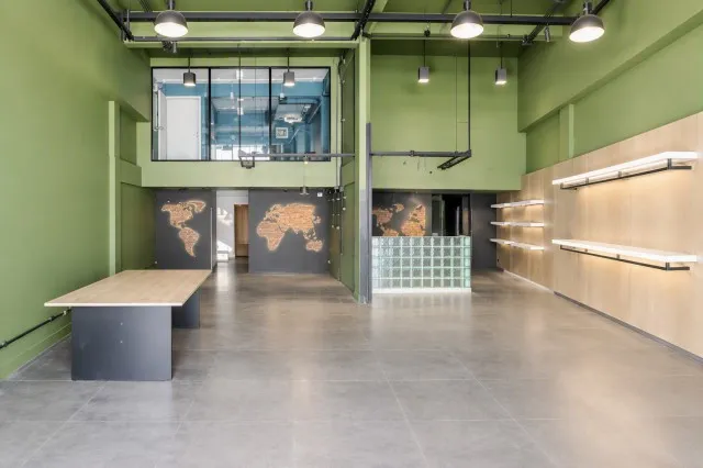 260705nnomeas ให้เช่า อาคารพาณิชย์ พร้อมทำธุรกิจ MRTไทรม้า 250ม. 2คูหา อาคาร โชว์รูม ให้เช่า 5.5ชั้น 2นอน 2น้ำ ใกล้รพ.พระนั่งเกล้า 1.4 กม.