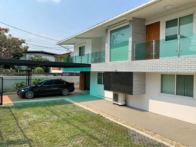 HR 10520 ให้เช่าบ้านเดี่ยว 2 ชั้น 6 ห้องนอน ซอยเสนานิคม จดทะเบียนบริษัทได้