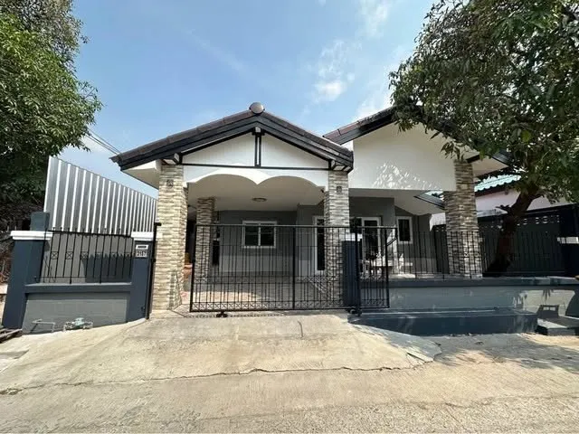 HR 10606 ให้เช่าบ้านชั้นเดียว 4ห้องนอน  มบ.เคหะธานี4  ซ.มิสทีน รามคำแหง ใกล้ รร.เตรียมอุดมฯ น้อมเกล้า