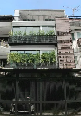 #ให้เช่าบ้าน 4 ชั้น ใจกลางอารีย์-พญาไท ซอยพหลโยธิน8 #เหมาะสำหรับทำAir-BNB ออฟฟิต  #ใกล้BTSอารีย์ 095-164-2956  AVV