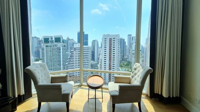 Spacious 3Bedroom Residence at Royce Private Residences  143 sq.m. on the 18th floor available