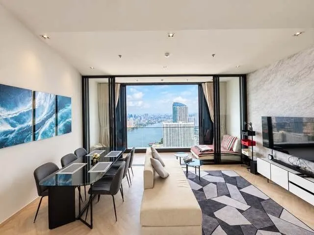 Experience High-Floor Waterfront Living Modern 78.8 SQ.M. 2BR Residence at Chapter One Charoennakon Riverside