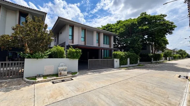 บ้านมุมแปลงใหญ่! ตกแต่งใหม่ทั้งหลัง พร้อมอยู่!! ขายบ้านเดี่ยว สราญสิริ ศรีวารี 2 (Saransiri Srivaree 2) 69 ตร.ว. ใกล้สนามบินสุวรรณภูมิ