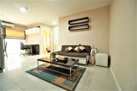 C2-0272 ให้เช่าคอนโด เมโทรพาร์คสาทร ขนาด 57 ตร.ม.  2 ห้องนอน ชั้น 4 เฟอร์บิ้วอินครบ วิวสระ ใกล้ BTSวุฒากาศ
